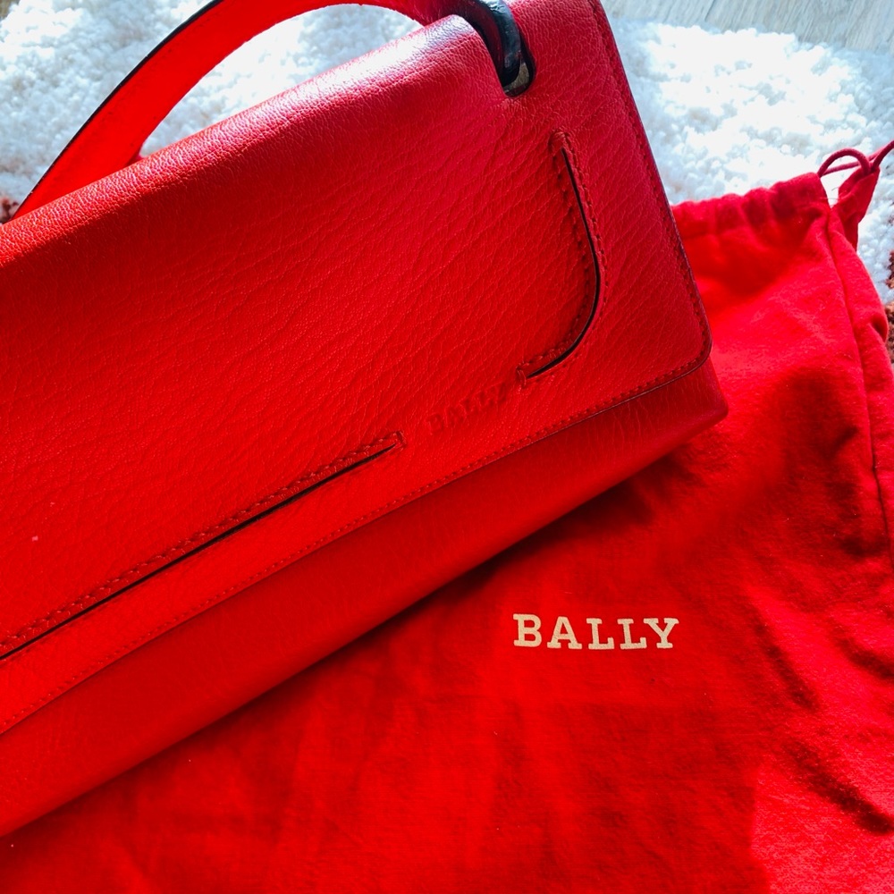 BALLY Red Leather Shoulder Bag